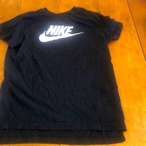 Nike tee
